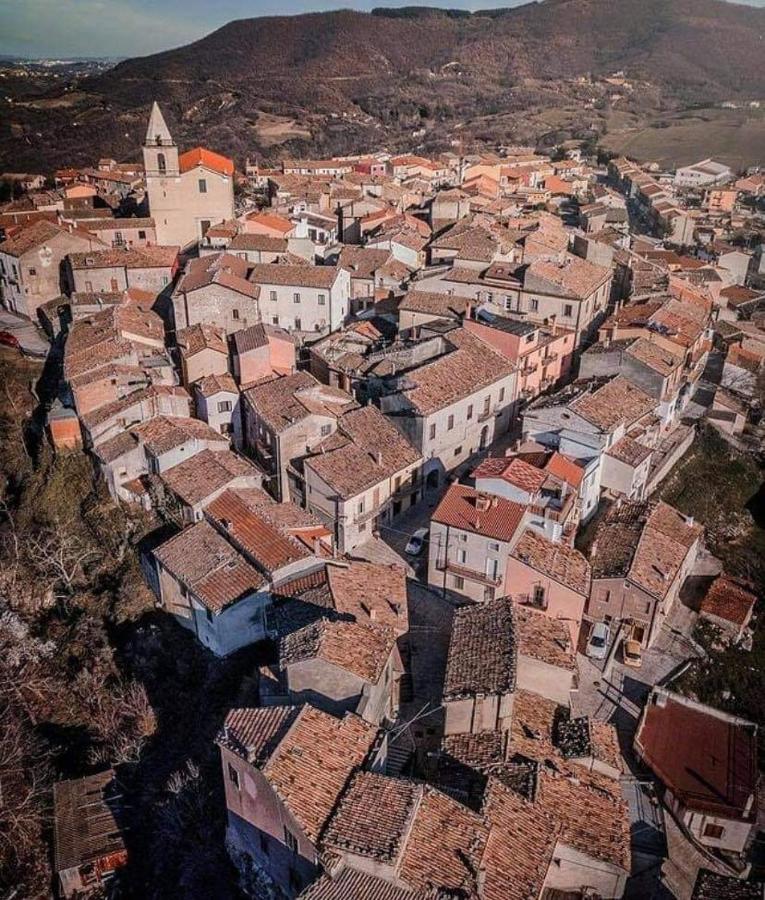 Апартаменты La Dimora Dei Sanniti Busso Экстерьер фото